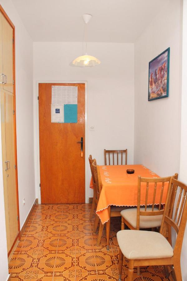Apartments And Rooms With Parking Space Palit, Rab - 5061 Exterior photo